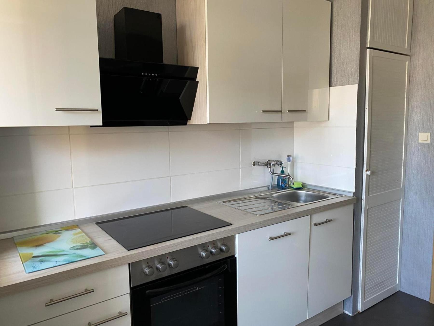 Fewo Am Deich 1 Zentral Mit Stadtblick Und Kontaktloser Check In Bremerhaven Bagian luar foto