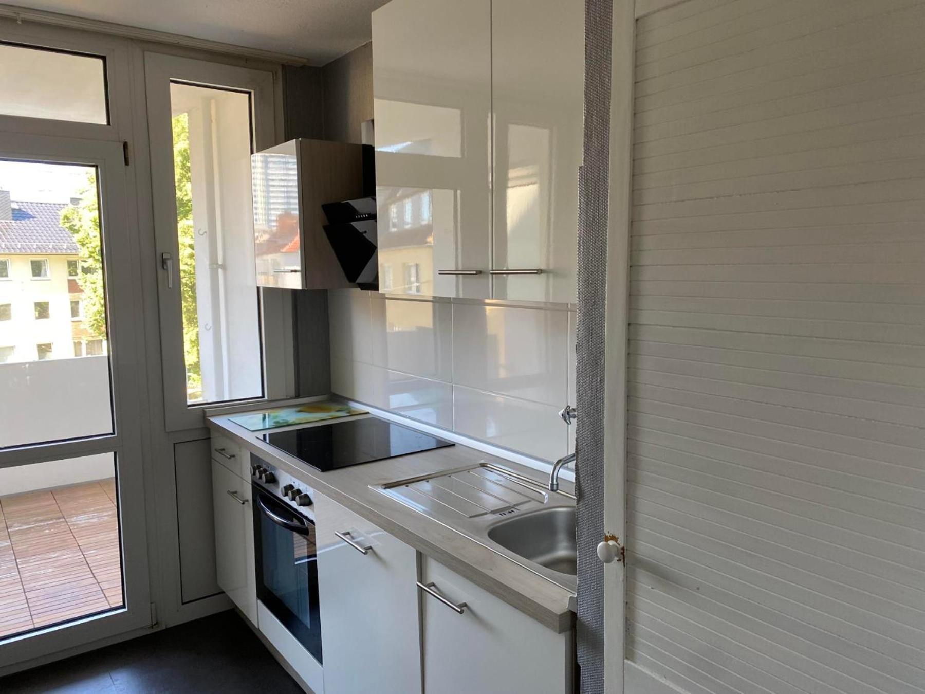 Fewo Am Deich 1 Zentral Mit Stadtblick Und Kontaktloser Check In Bremerhaven Bagian luar foto