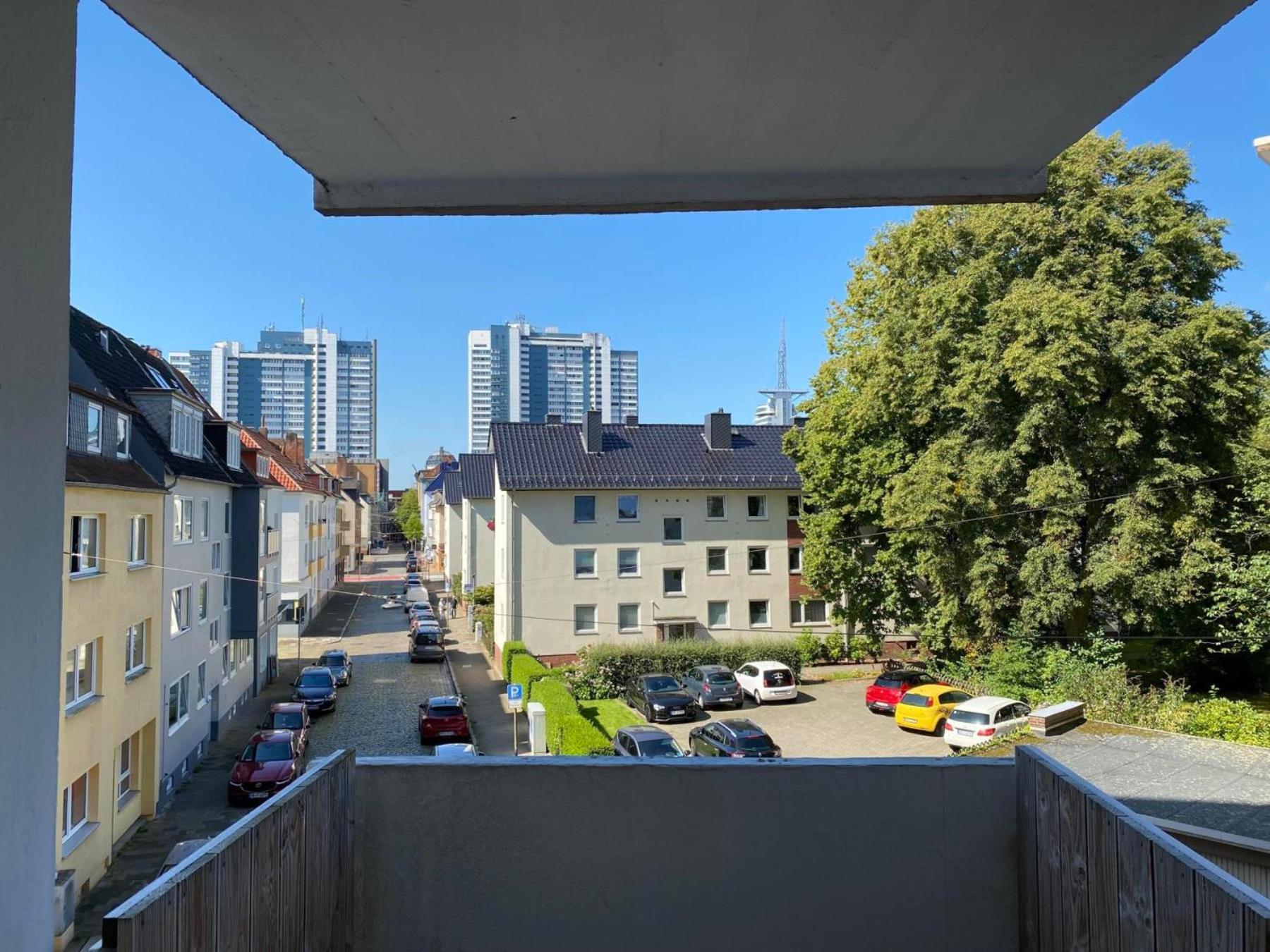 Fewo Am Deich 1 Zentral Mit Stadtblick Und Kontaktloser Check In Bremerhaven Bagian luar foto