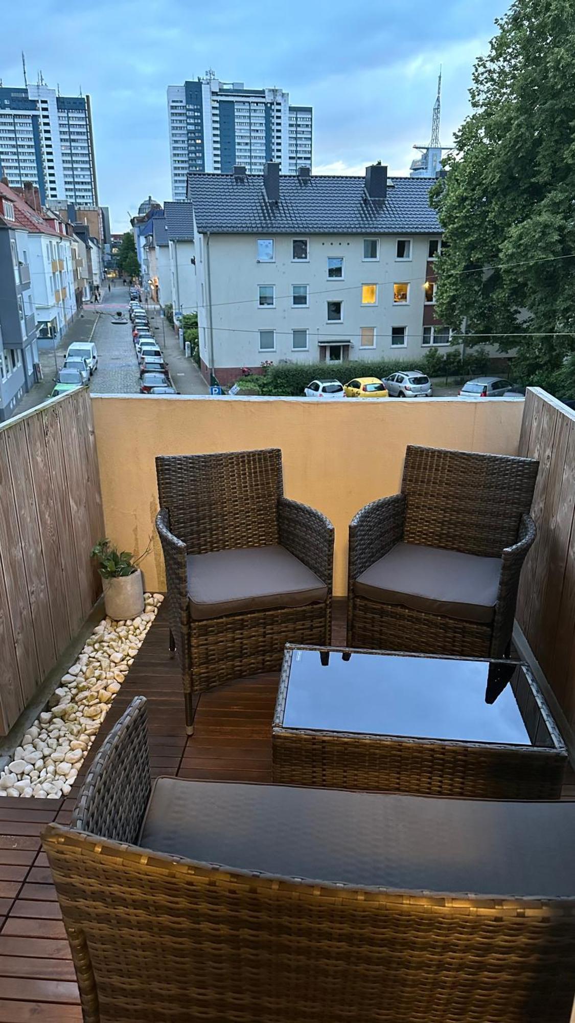 Fewo Am Deich 1 Zentral Mit Stadtblick Und Kontaktloser Check In Bremerhaven Bagian luar foto