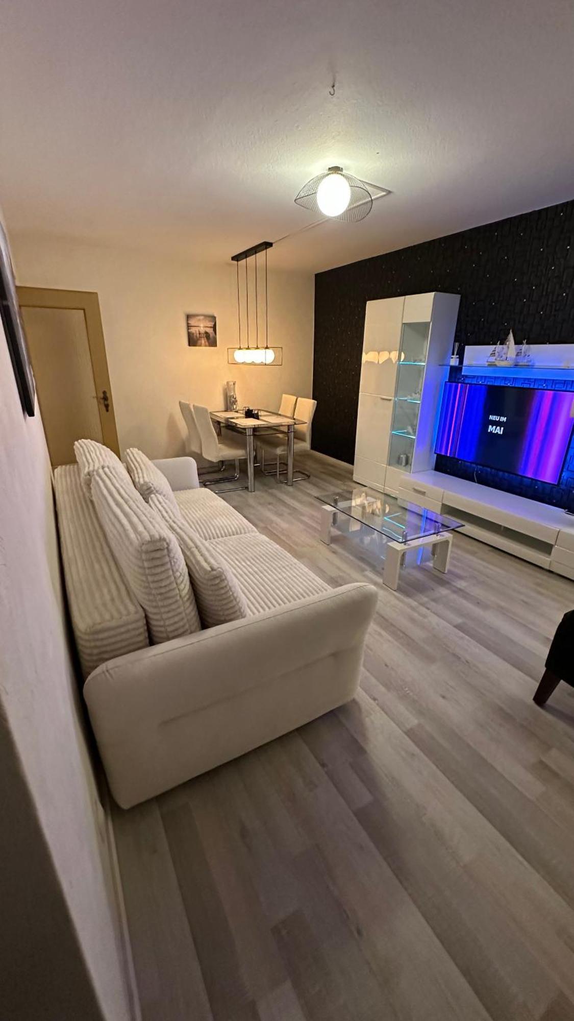 Fewo Am Deich 1 Zentral Mit Stadtblick Und Kontaktloser Check In Bremerhaven Bagian luar foto