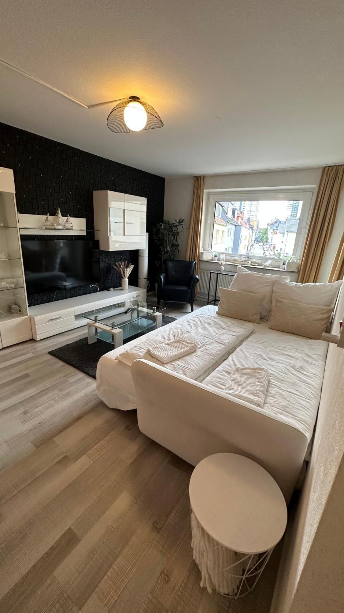 Fewo Am Deich 1 Zentral Mit Stadtblick Und Kontaktloser Check In Bremerhaven Bagian luar foto